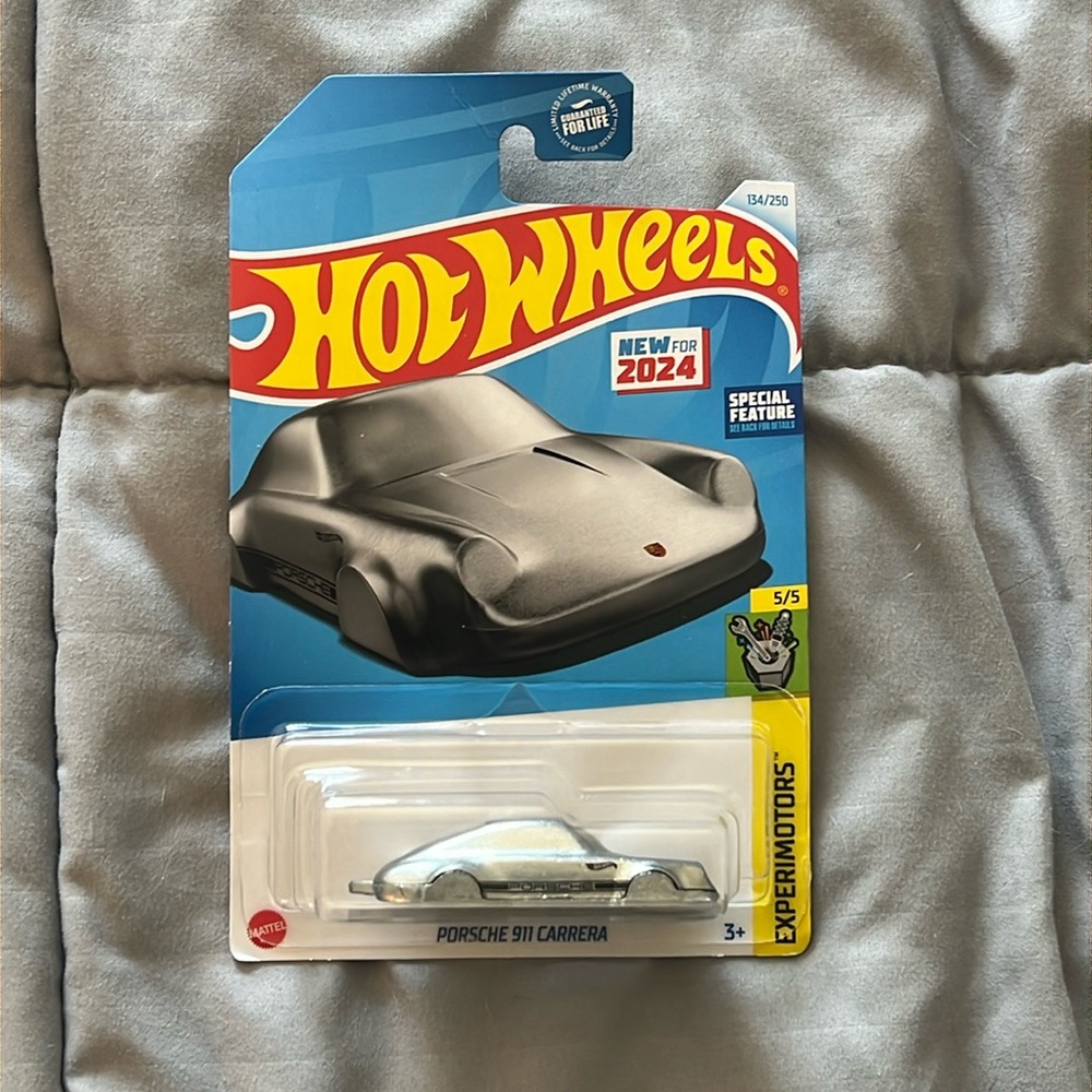 Porsche 911 key chain